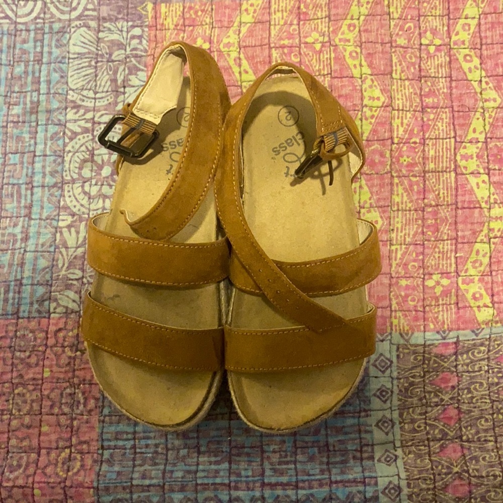 Girls' Agatha Buckle Footbed Sandals
